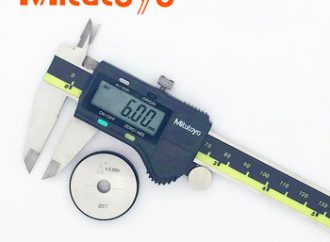 MITUTOYO CALIPER 536-145