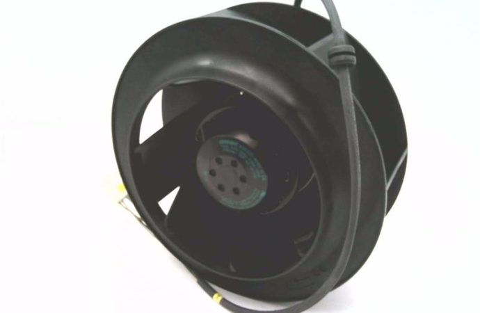 EBMPAPST FAN R2D225-AV02-15