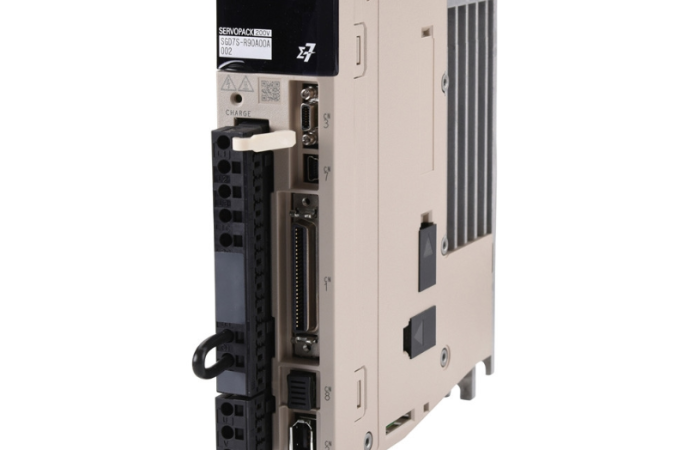 YASKAWA SERVOPACK SGD7S-470A30A002