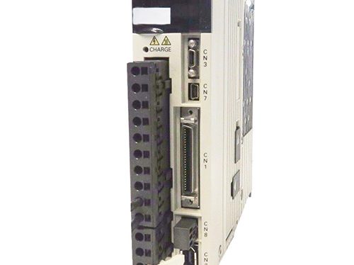 YASKAWA SERVO DRIVE SGDV-590A11A